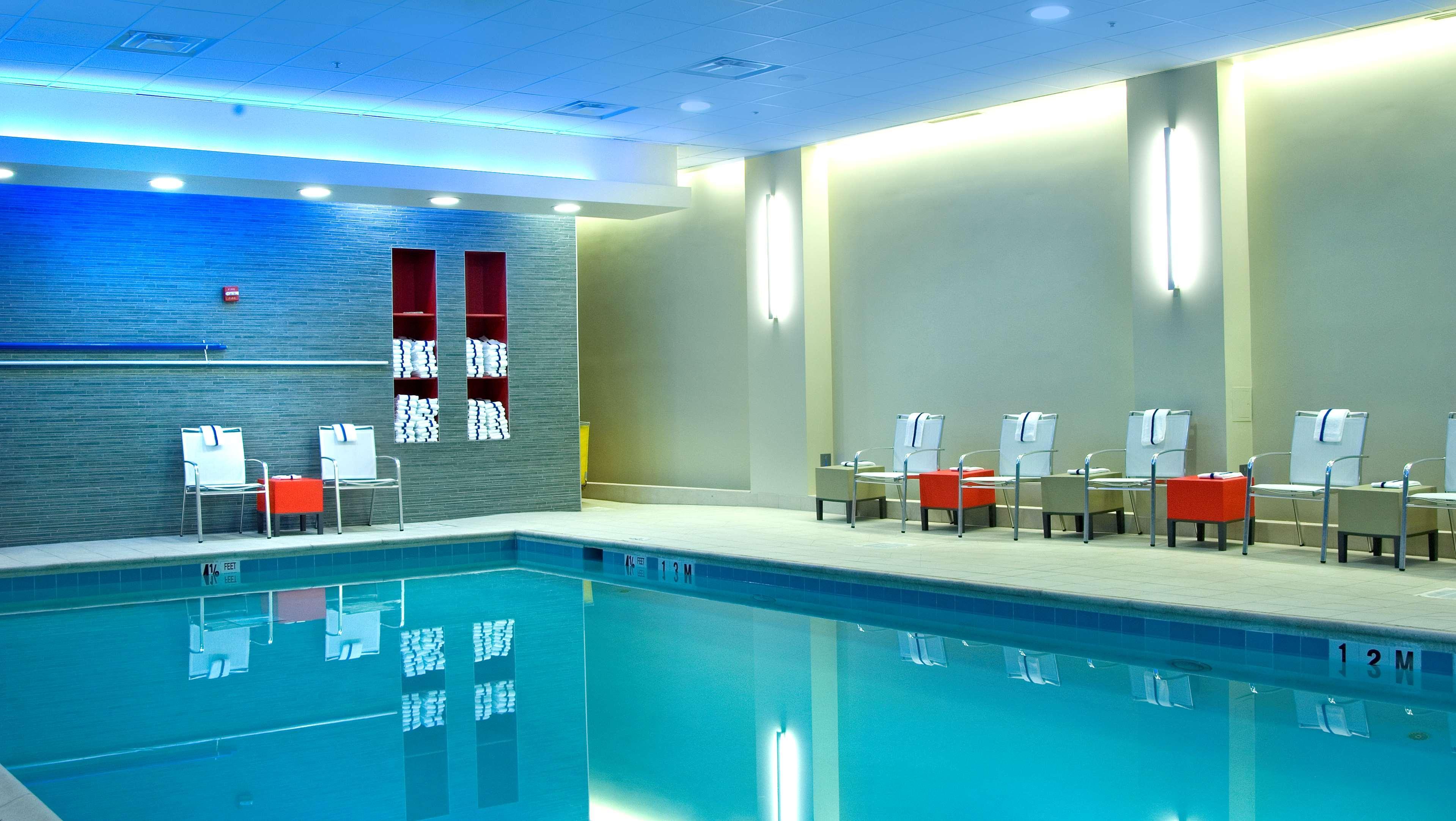 Embassy Suites By Hilton Alexandria Old Town Einrichtungen foto