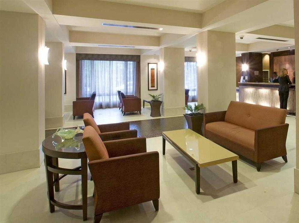 Embassy Suites By Hilton Alexandria Old Town Interior foto